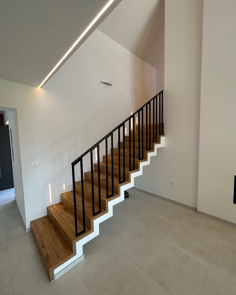 Stopniščna ograja 13