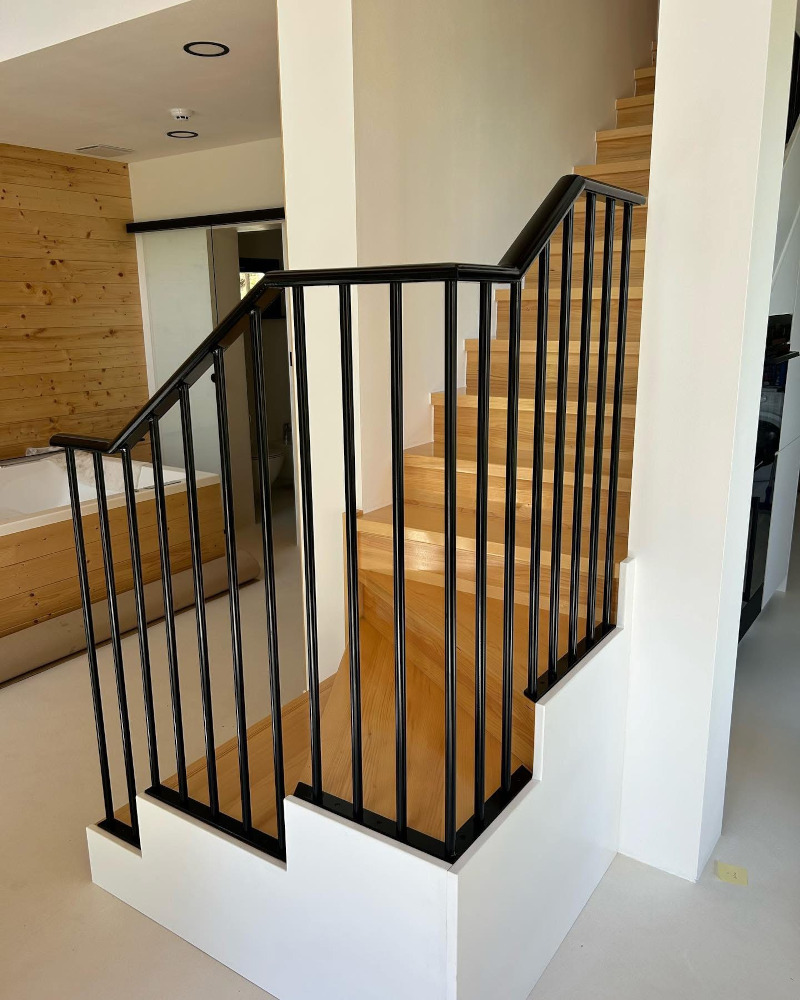 Stopniščna ograja 14